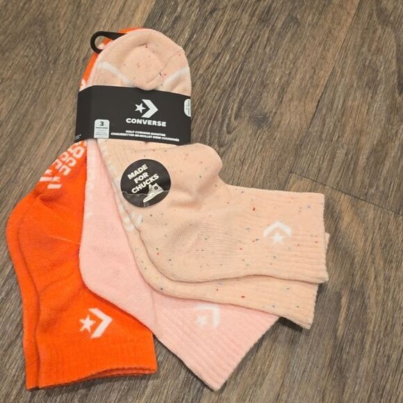 Converse 3-PK Confetti Embroidered Quarter Socks - Picture 3 of 4